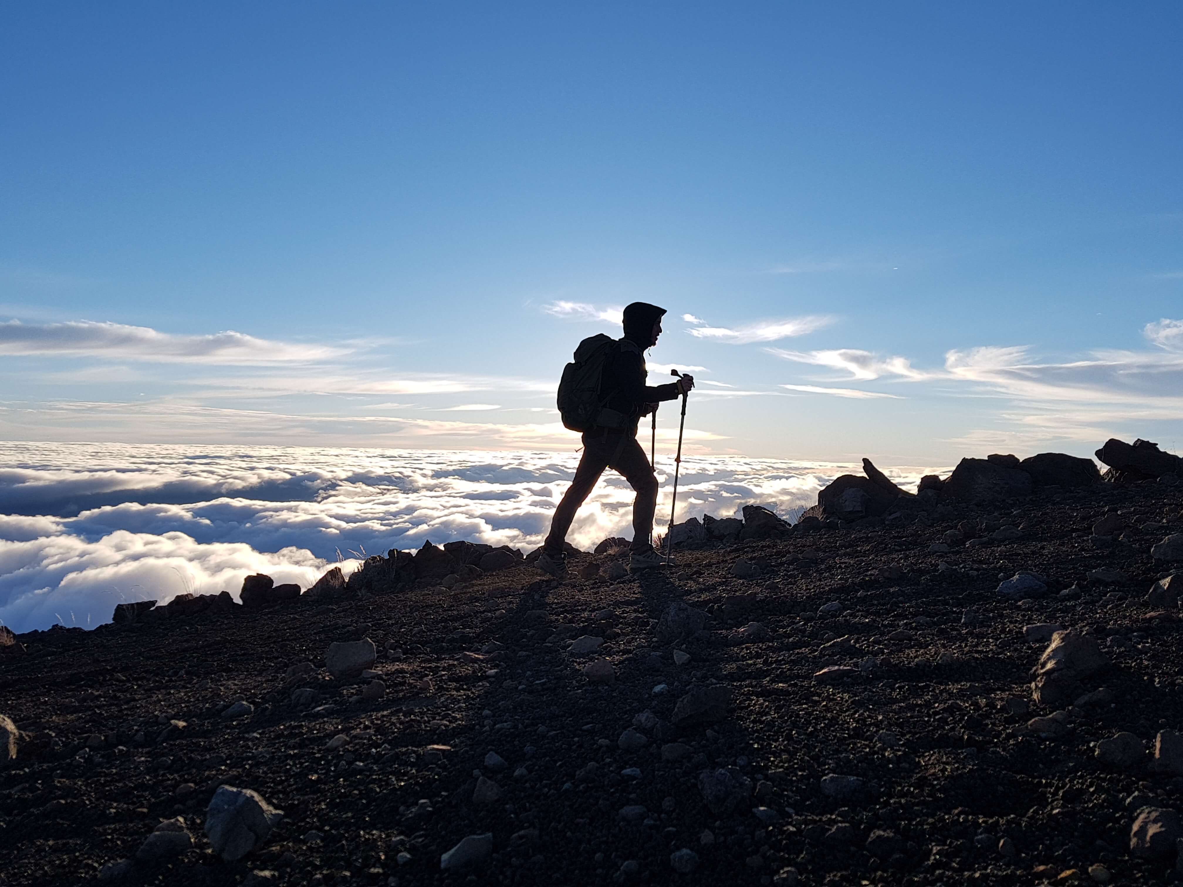 GR R2 : Ascension du Piton des Neiges (Gite de la caverne Dufour)