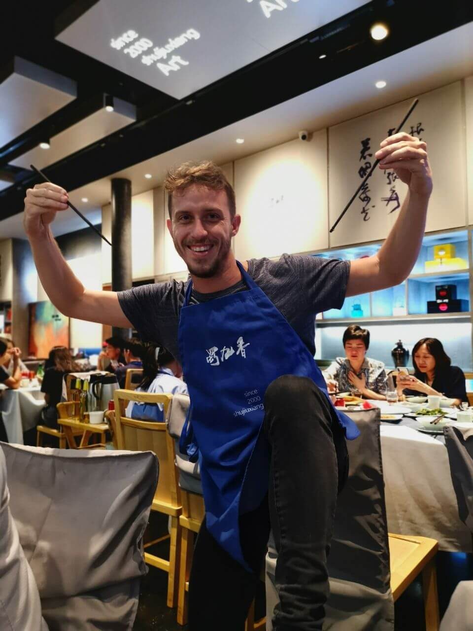 fondue-chinoise-tablier