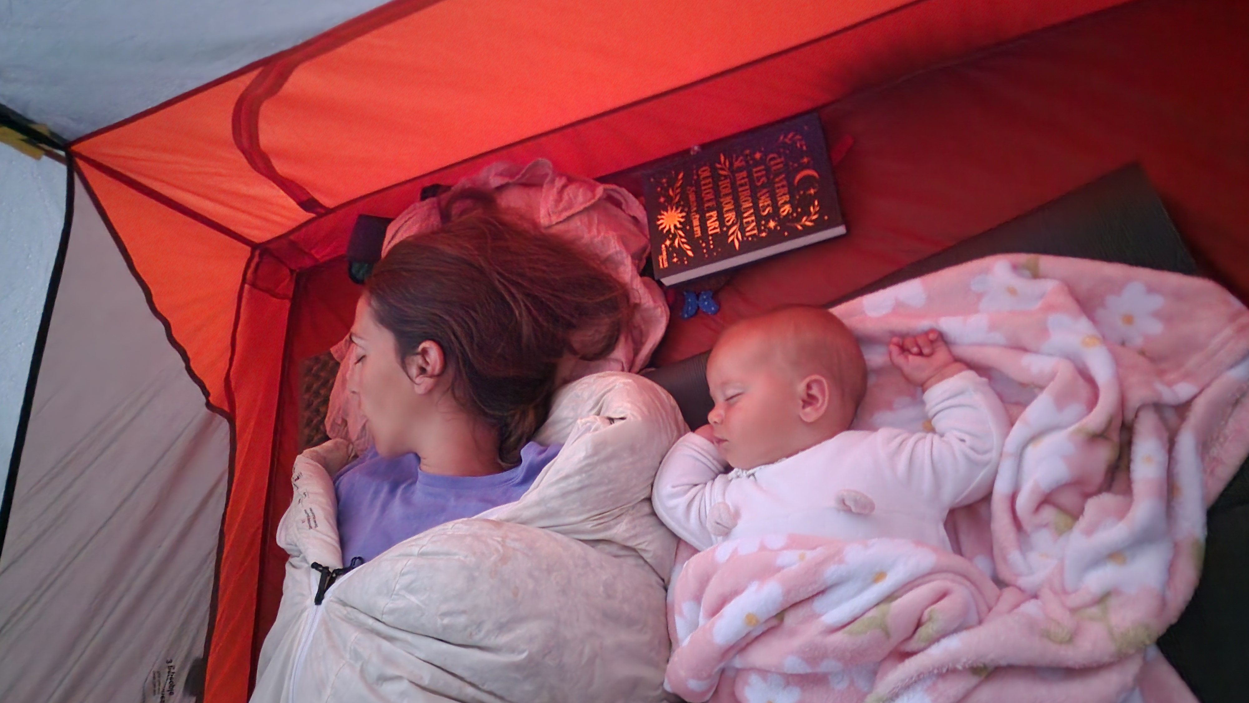 Dodo en tente pour bébé Charlotte